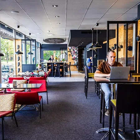 Novotel Mulhouse Bâle Fribourg 4*