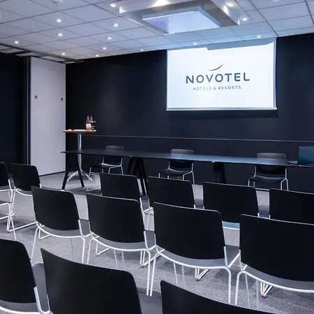 Hotell Novotel Mulhouse Bale Fribourg 4*